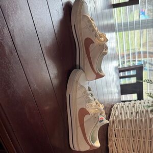 Nike Cream and Tan Sneakers